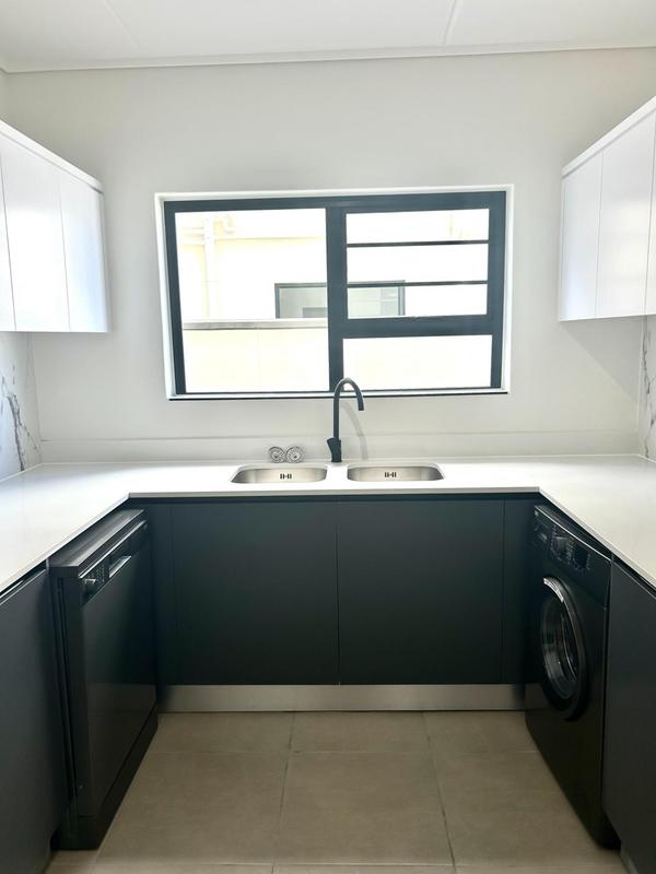 To Let 3 Bedroom Property for Rent in The Huntsman Western Cape